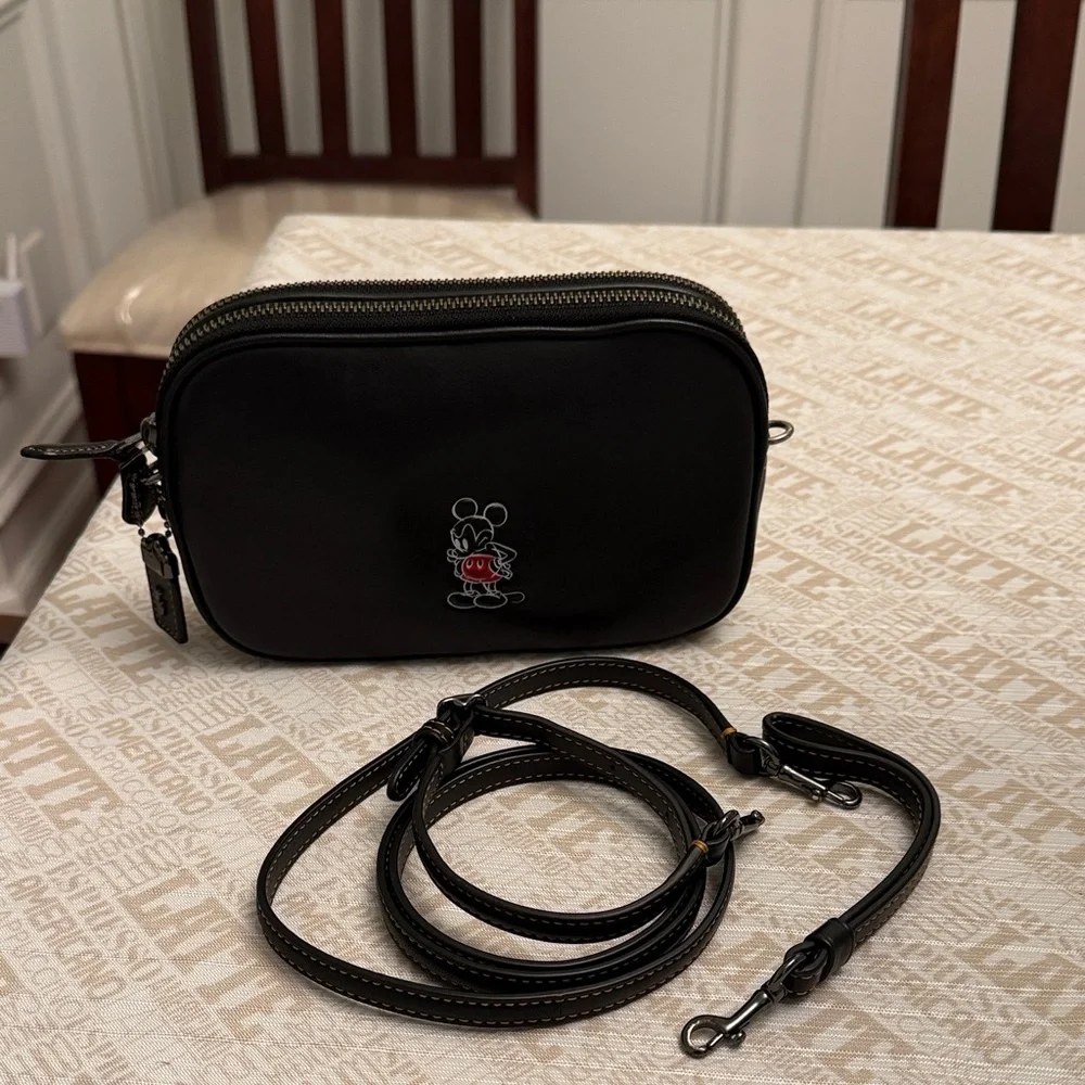 Coach X Disney Crossbody/Wristlet bag🖤PRICE FIRM
